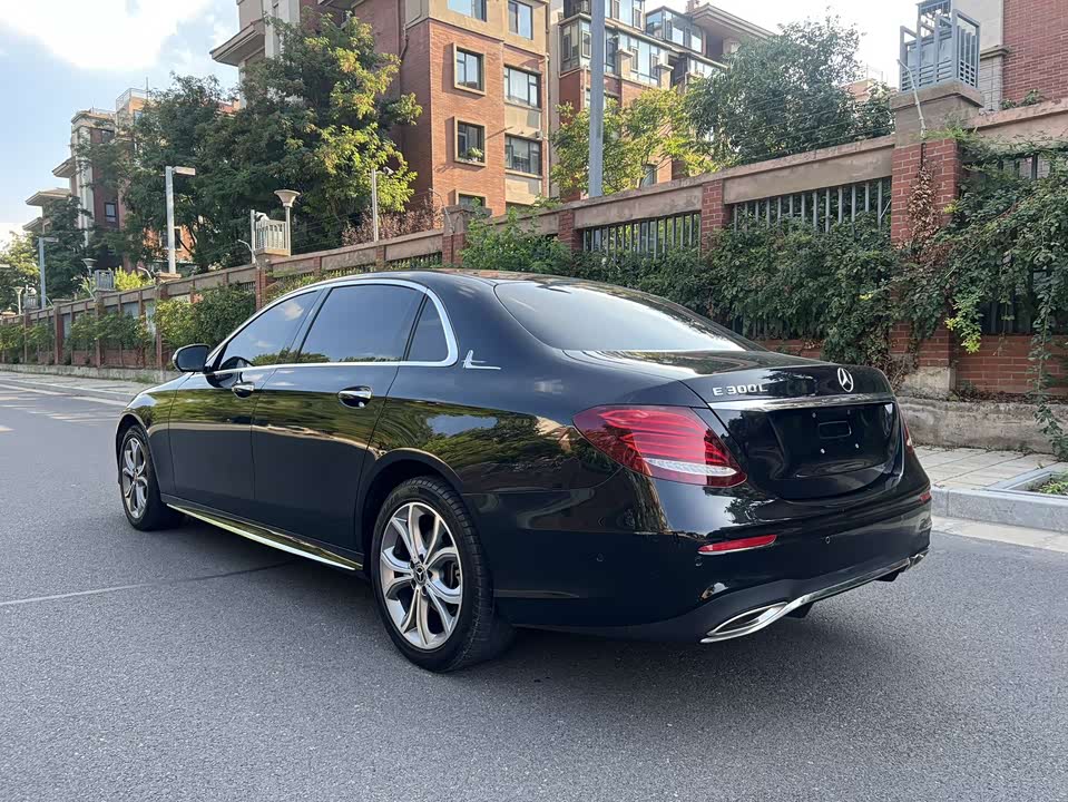 Mercedes-Benz E-class Mercedes-Benz E-class