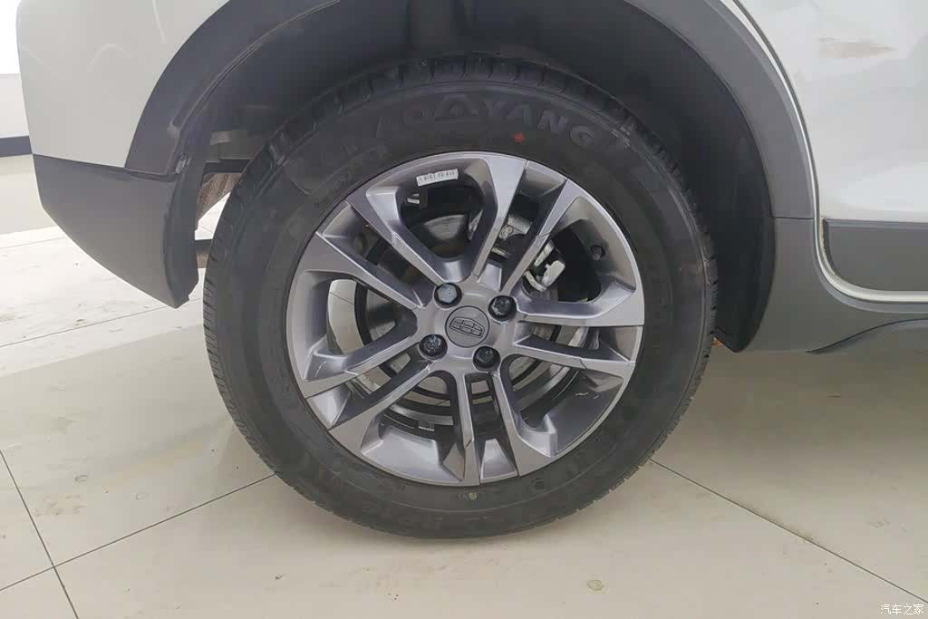 Geely X3, 2020 6
