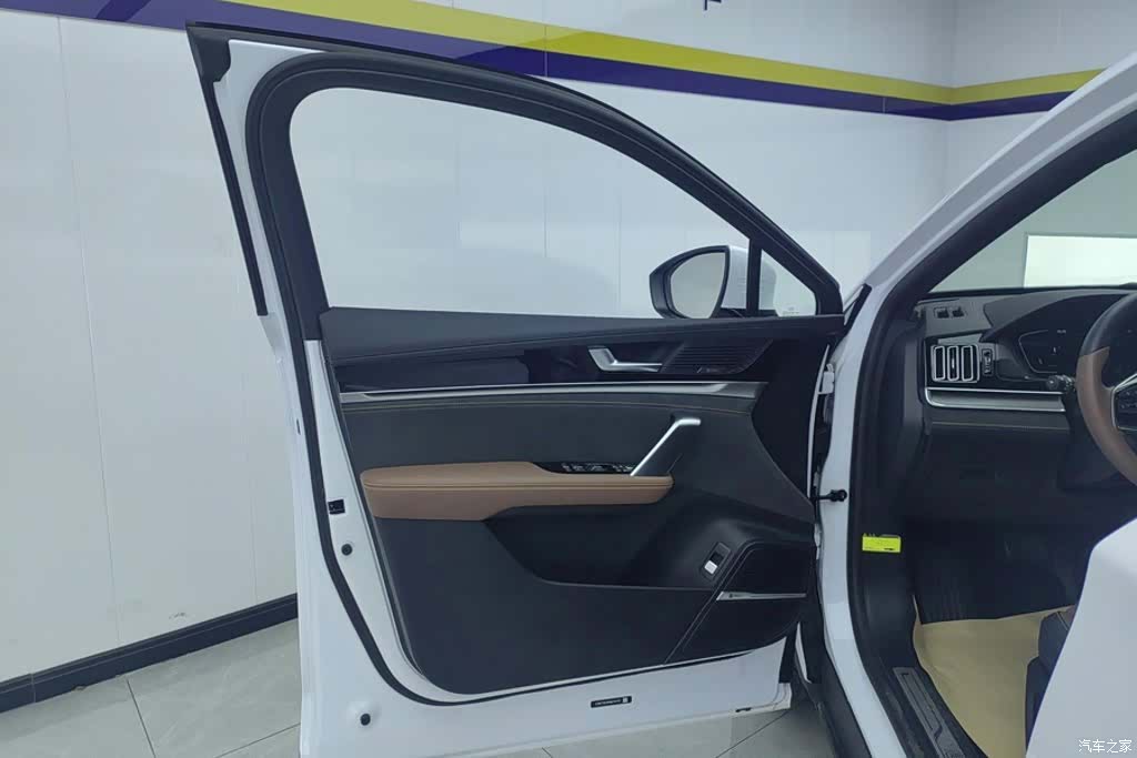 BYD Tang, 2022 7