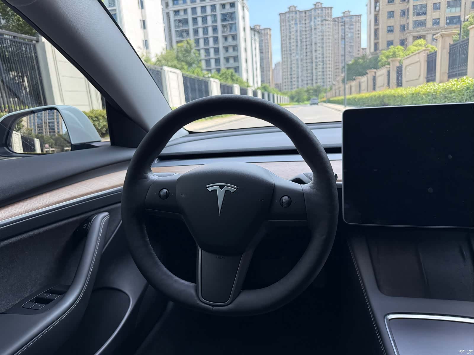 Tesla Model 3, 2021 13