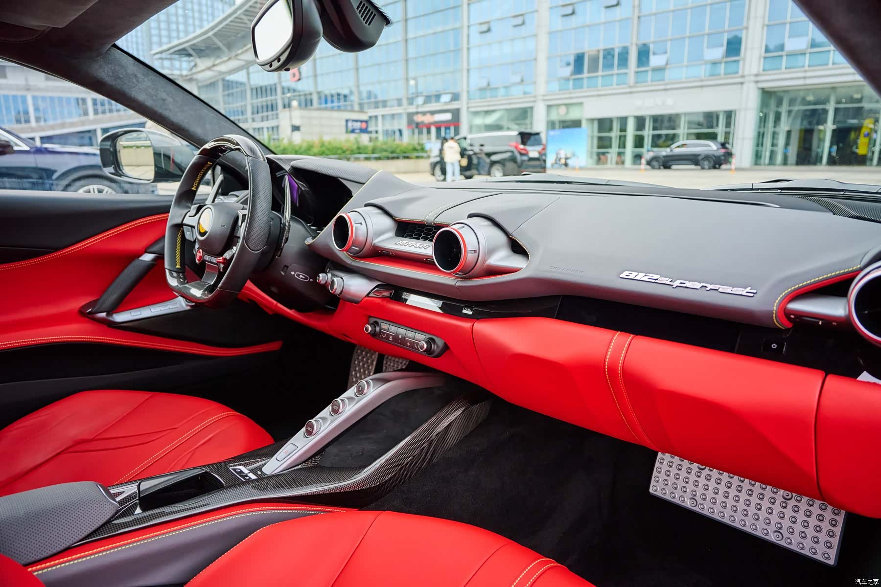 Ferrari 812, 2019 12