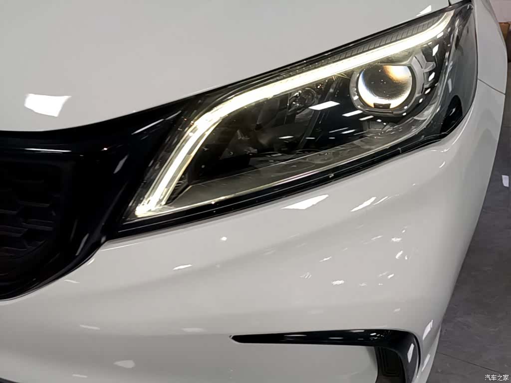 Geely Binray, 2021 24