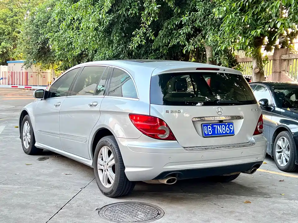 Mercedes-Benz R-class