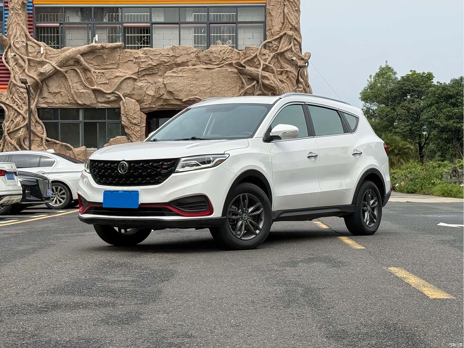 DongFeng 580, 2022 1