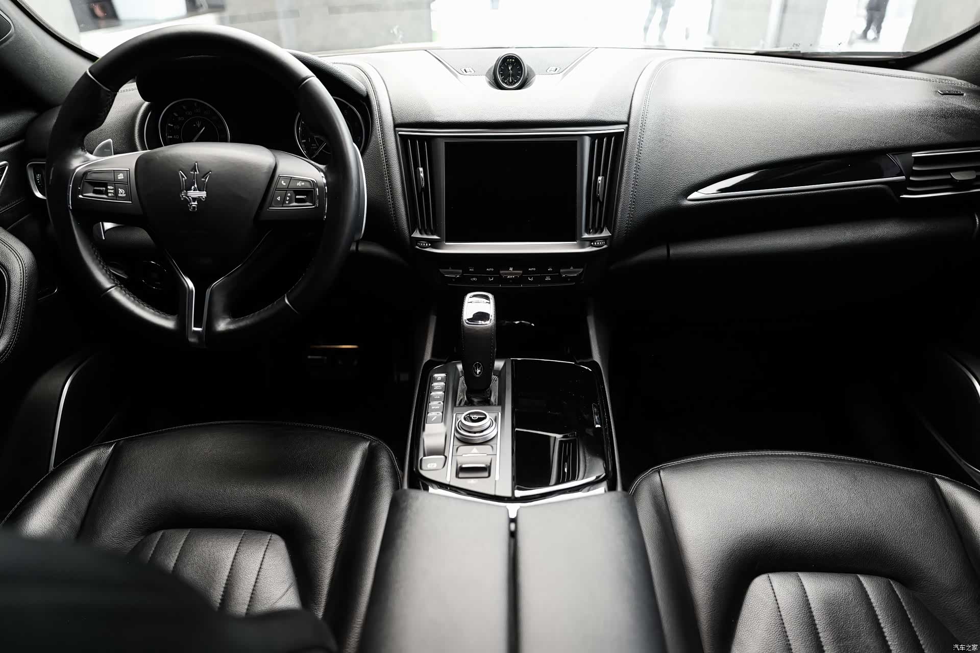 Maserati Levante, 2023 16