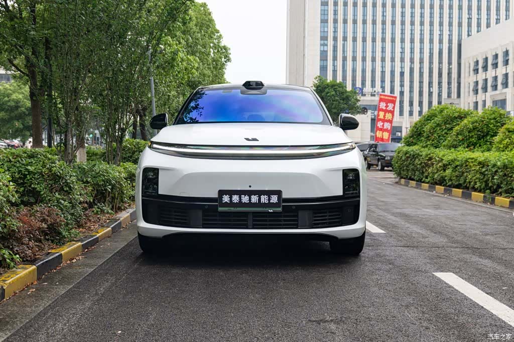 Li Auto L7, 2024 13
