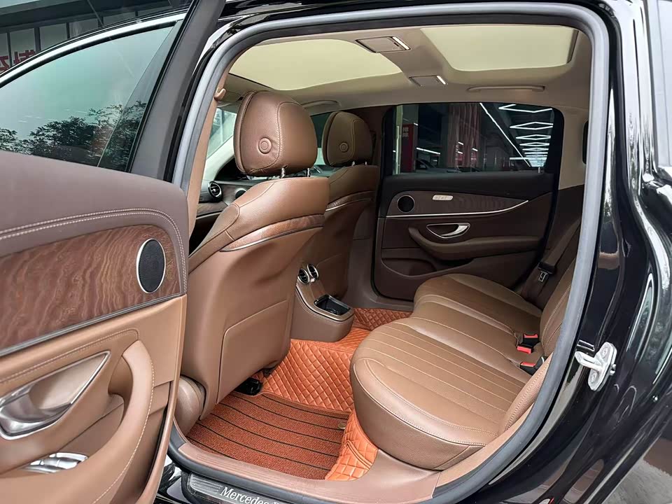 Mercedes-Benz E-class Mercedes-Benz E-class