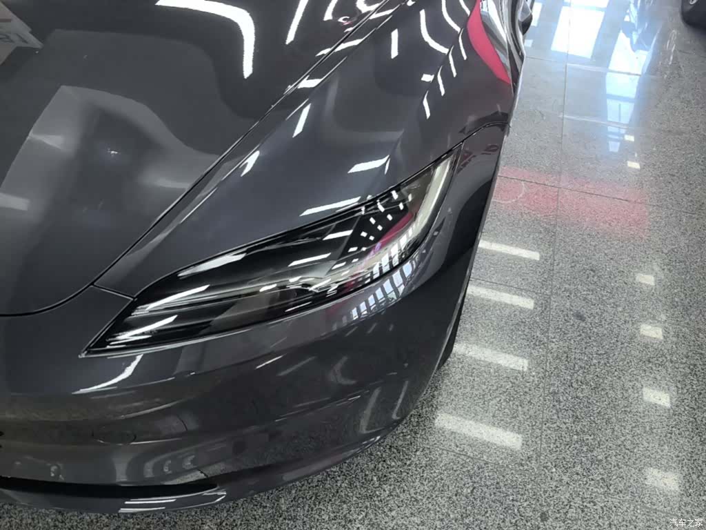 Tesla Model 3, 2024 24