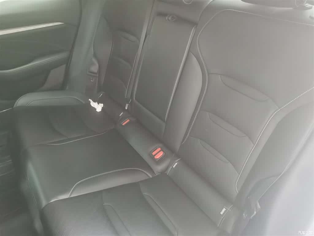 Geely Preface, 2022 18