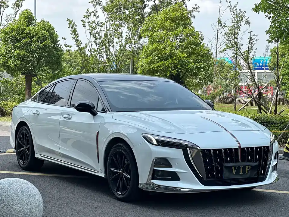 Hongqi H6