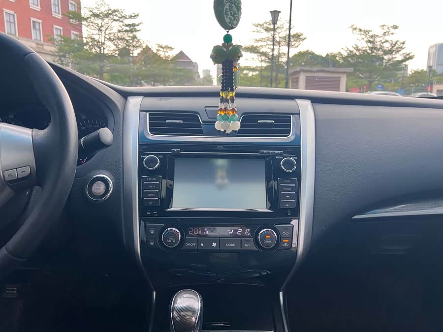 Nissan Altima 2015, фото 17