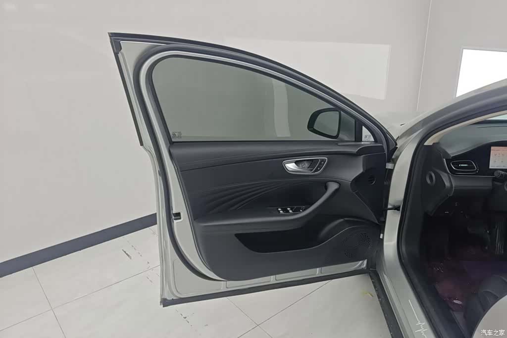 Roewe D7, 2024 7