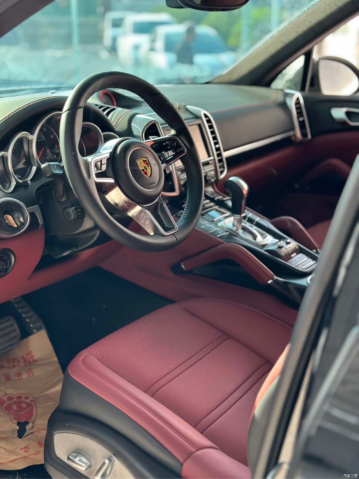 Porsche Cayenne, 2012 6