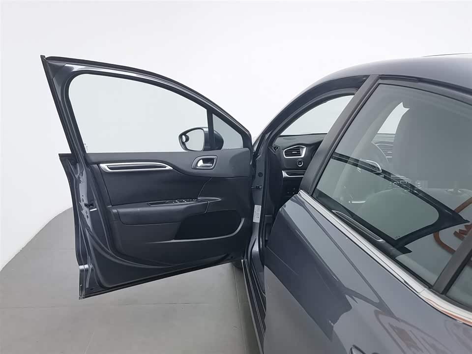 Citroen C4L