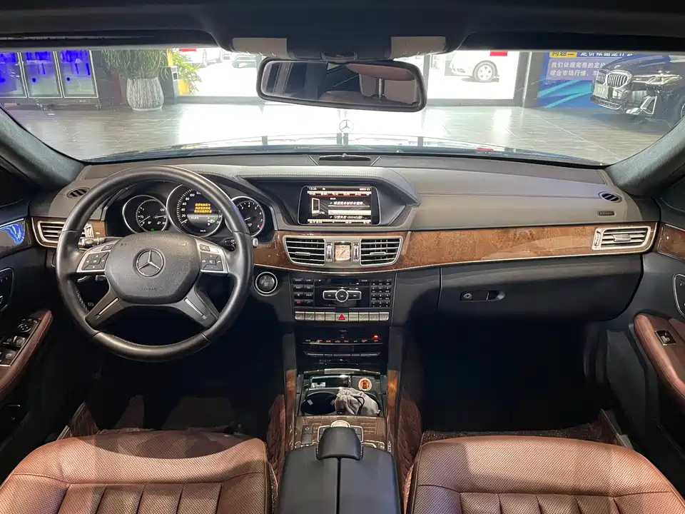 Mercedes-Benz E-class Mercedes-Benz E-class