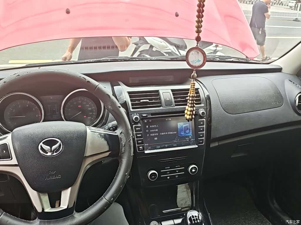 BAIC S3, 2015 10