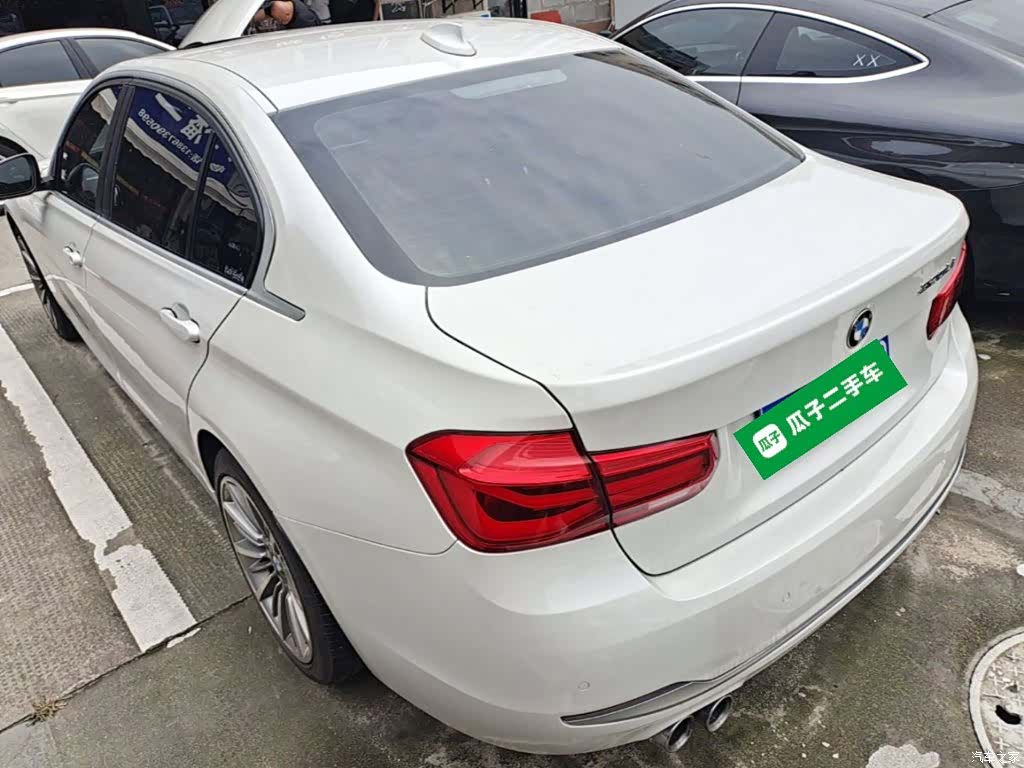 BMW 3 Series, 2018 все фото