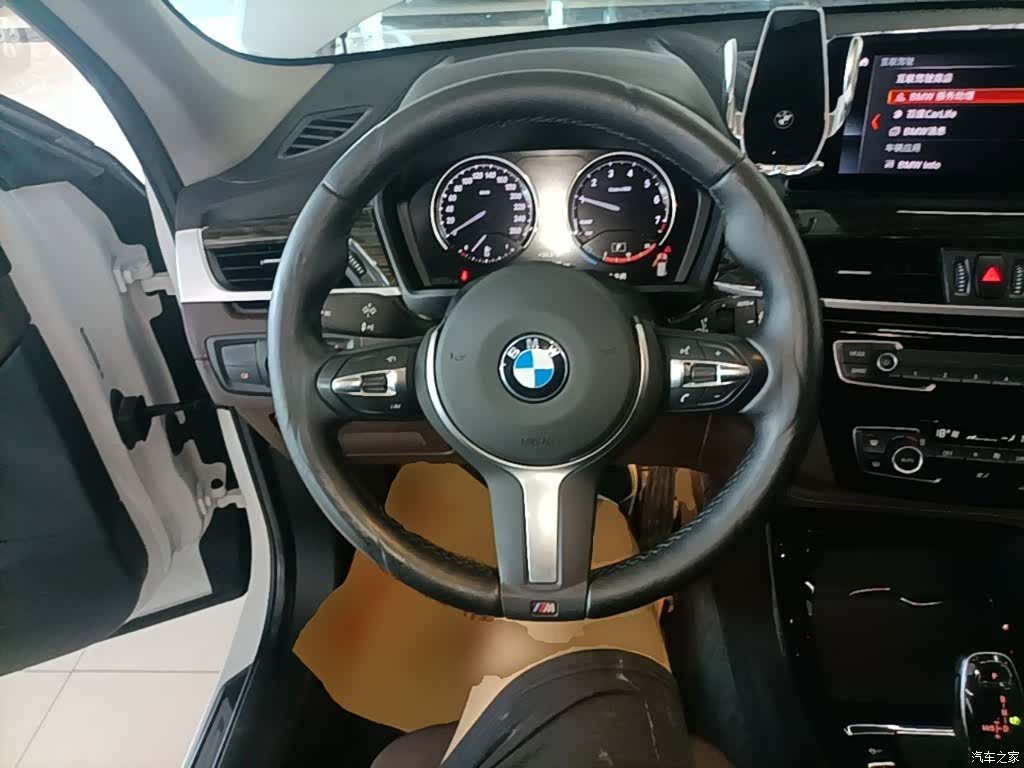 BMW X1, 2022 11