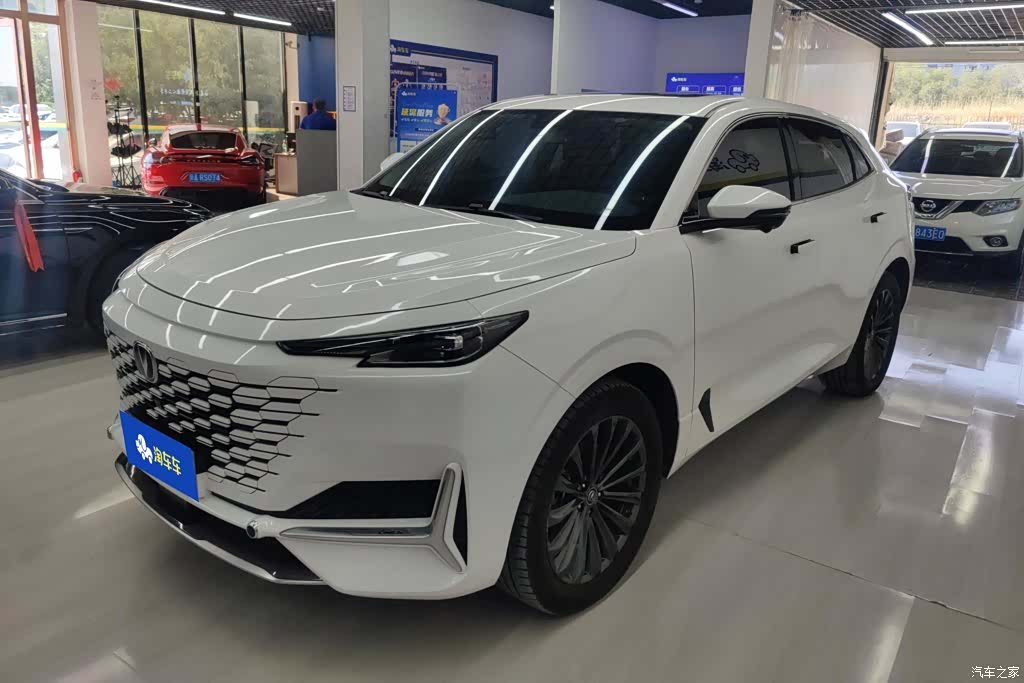 Changan UNI-K, 2022 1