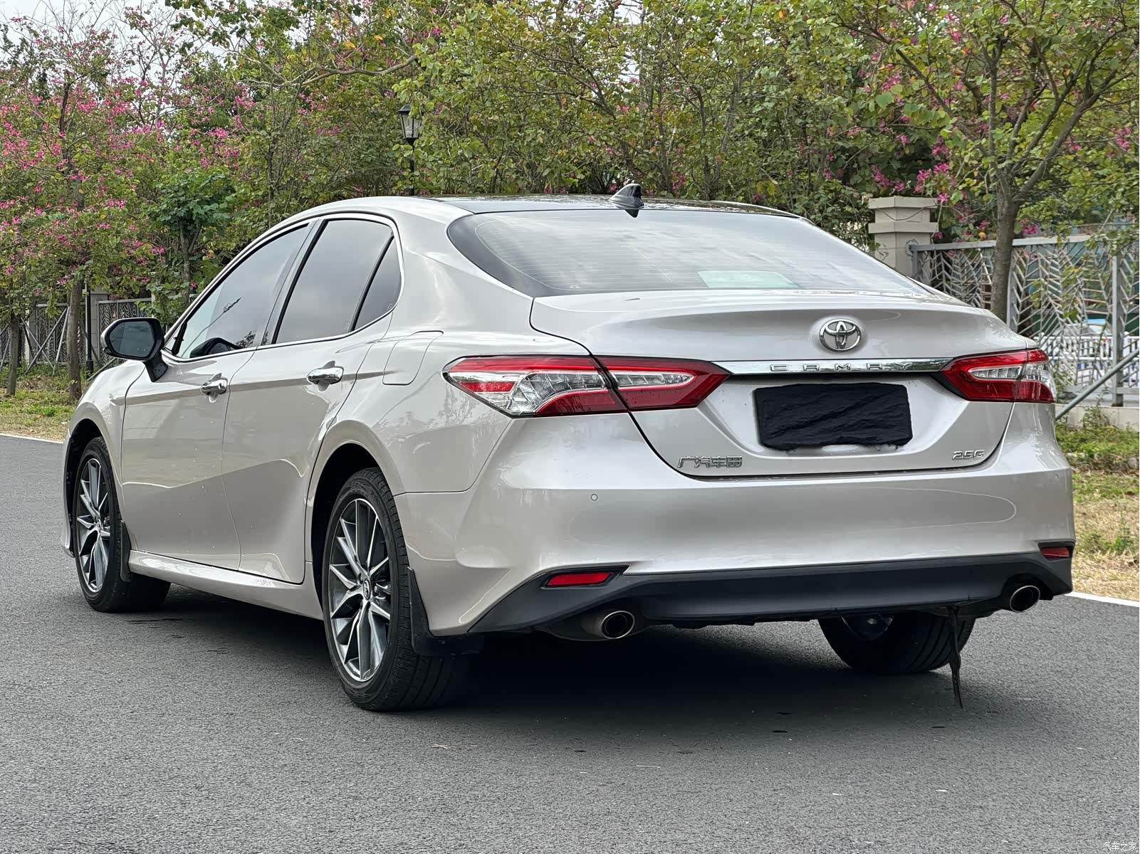 Toyota Camry, 2023 4