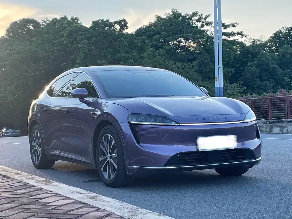 HarmonyOS Wisdom World R7