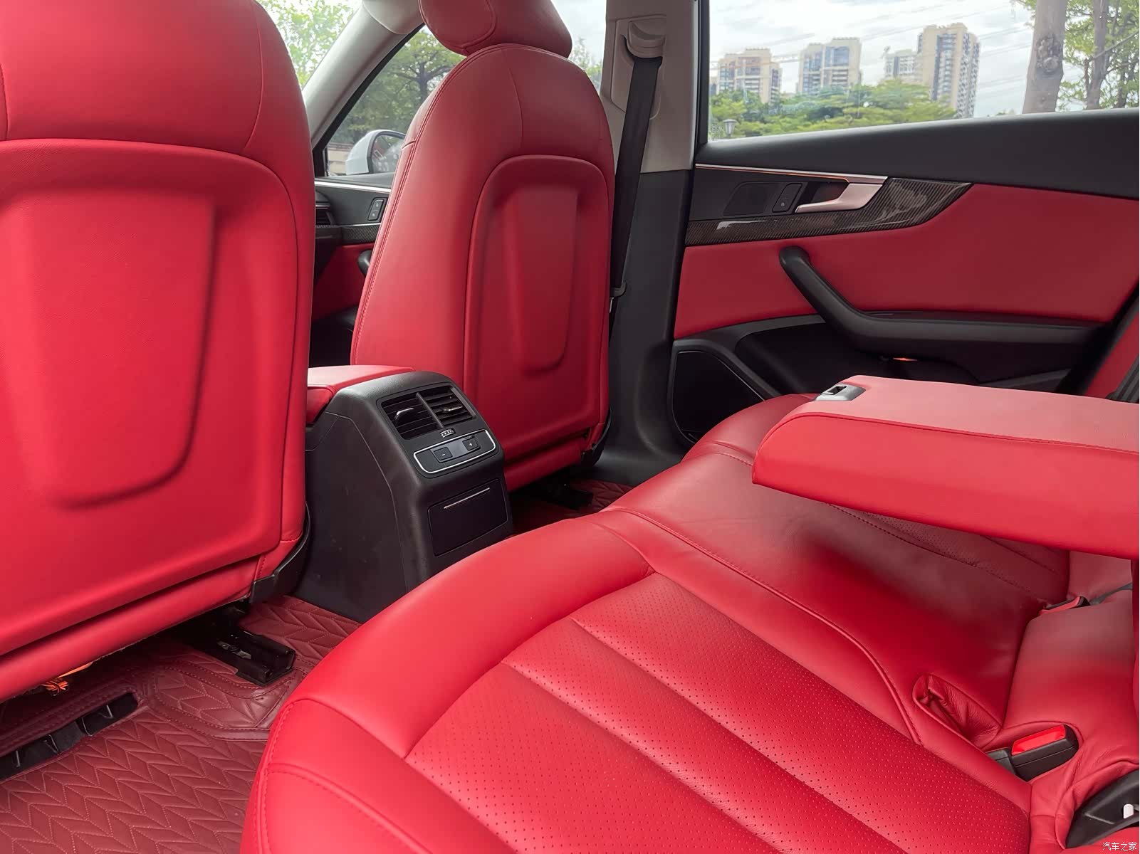 Audi A4L, 2019 20