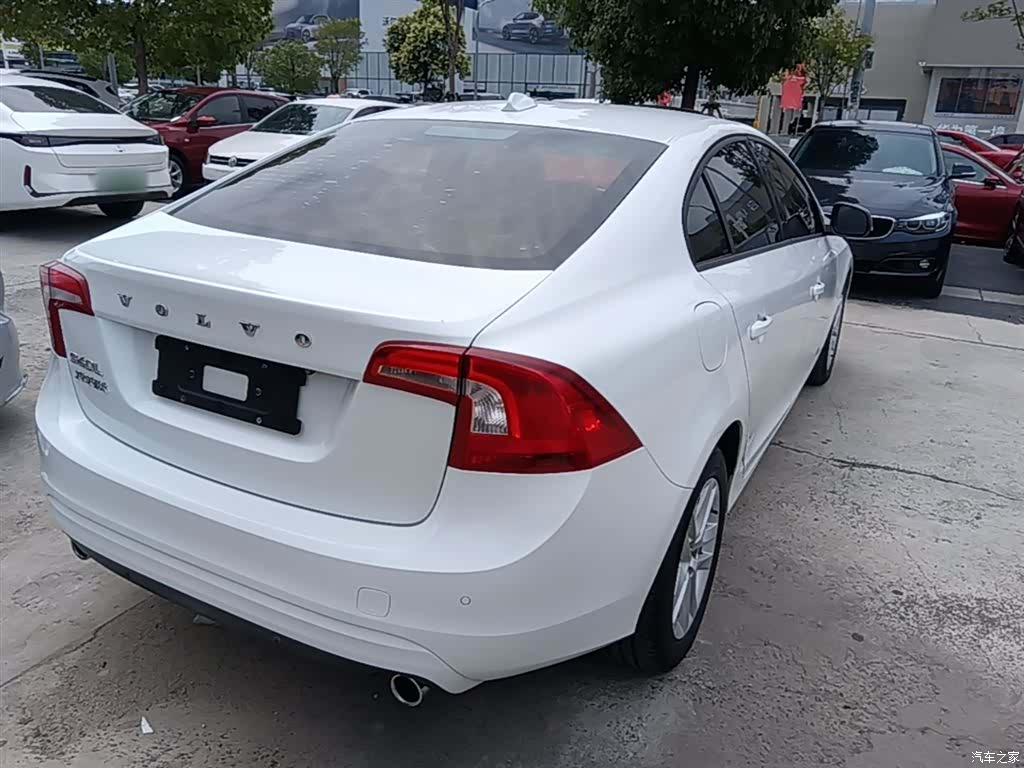 Volvo S60, 2015 7