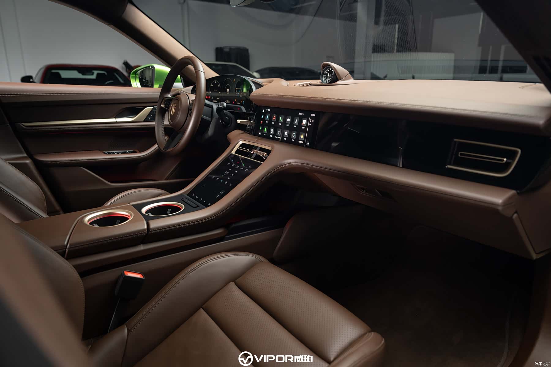 Porsche Taycan, 2023 7