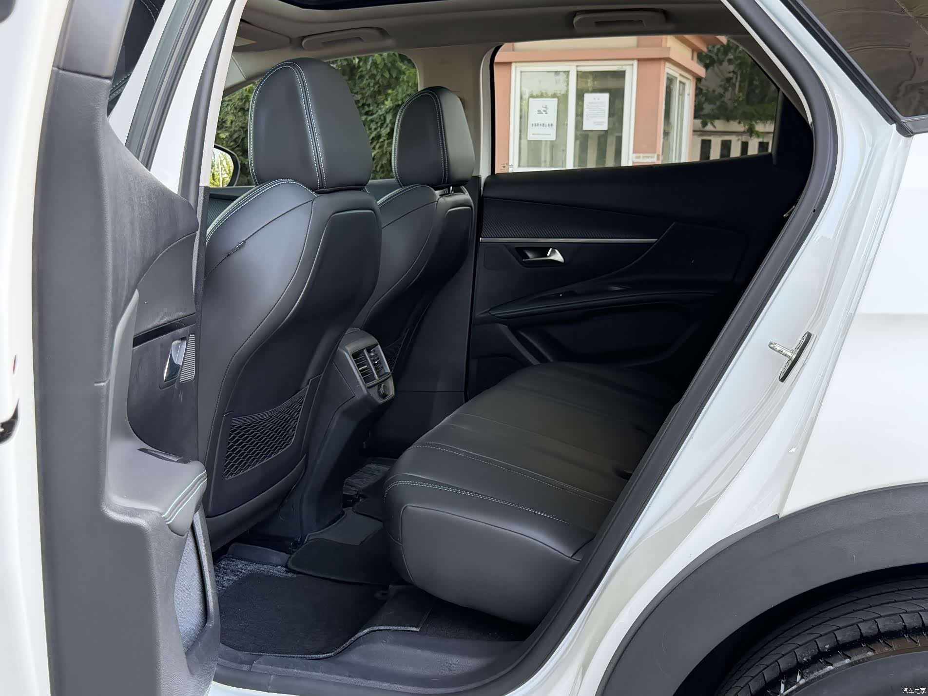 Peugeot 4008, 2022 9