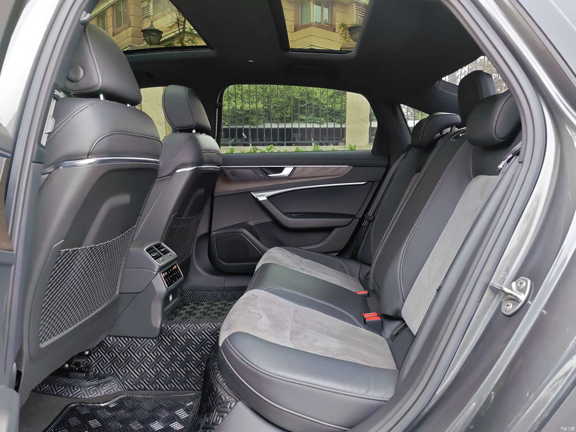 Audi A6L, 2020 10