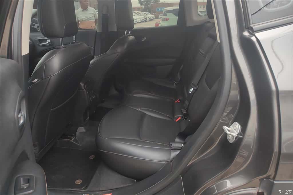 Jeep Compass, 2018 11