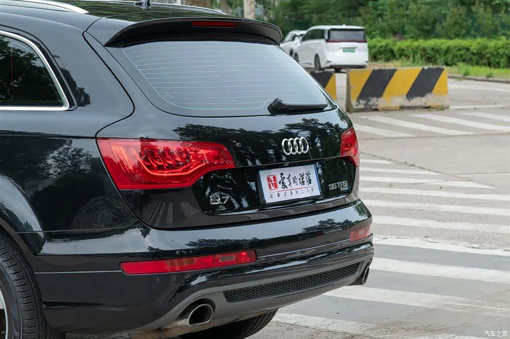 Audi Q7, 2015 14