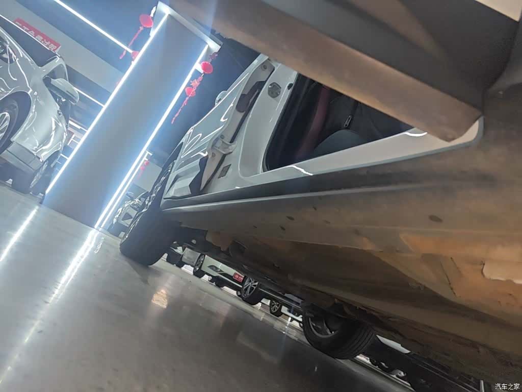 Geely Coolray, 2023 21