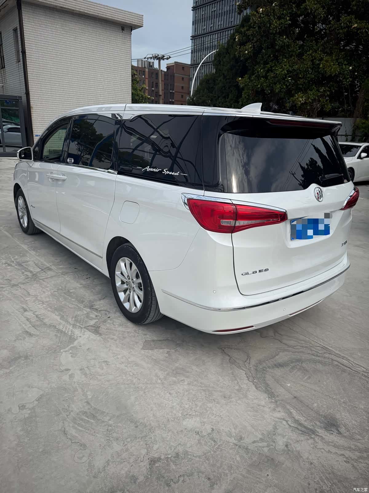 Buick GL8, 2019 8