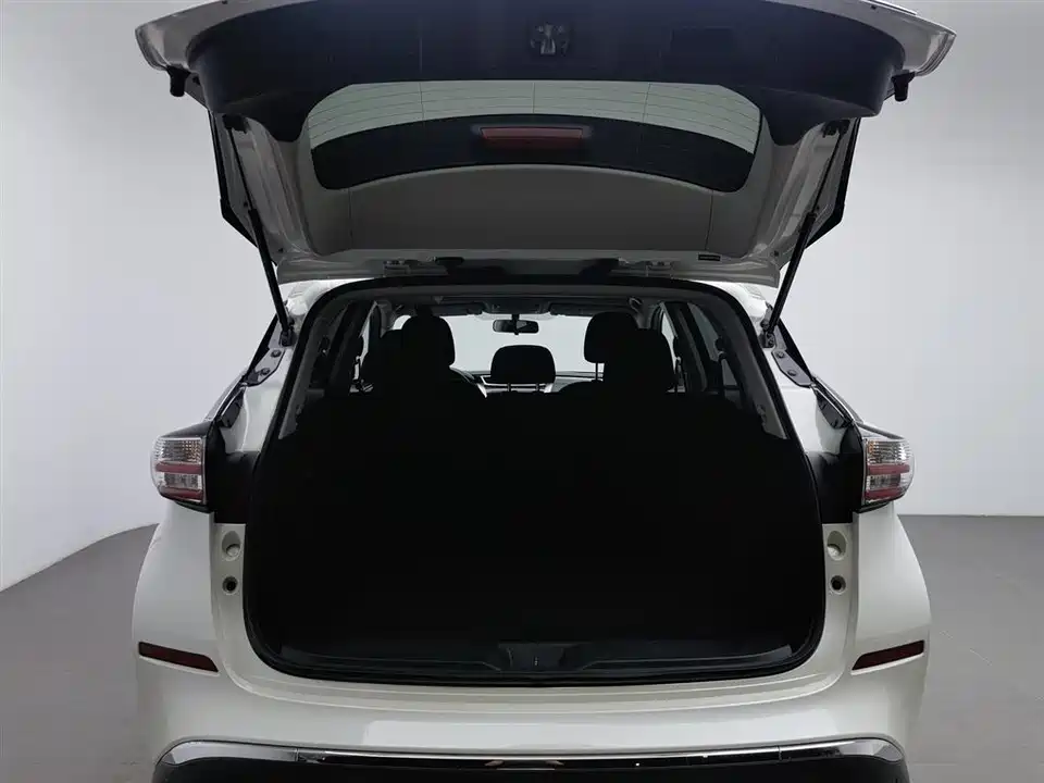 Nissan Loulan Nissan Loulan