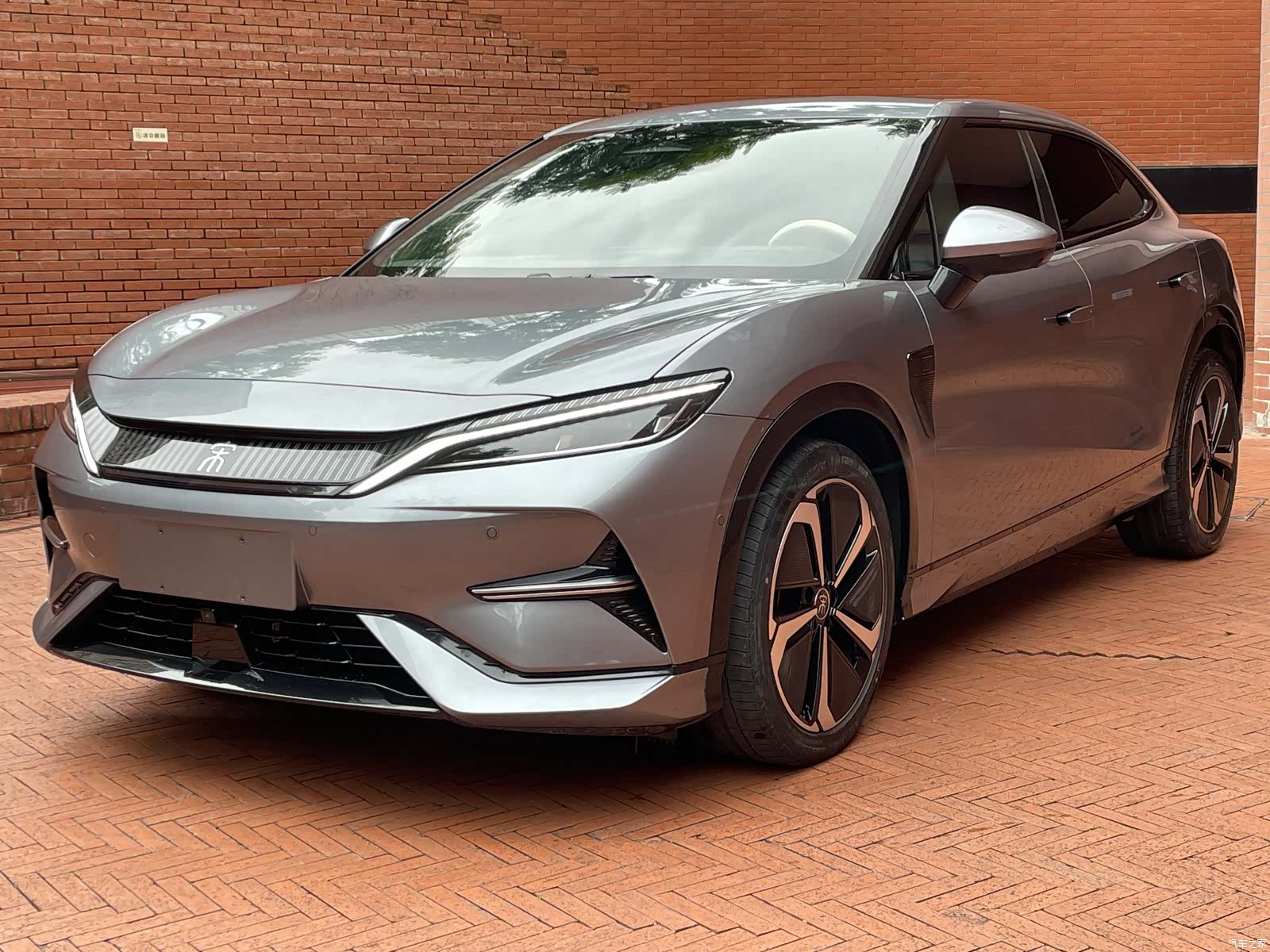 BYD Song, 2023 1