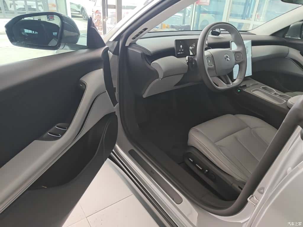 NIO ET5, 2024 16