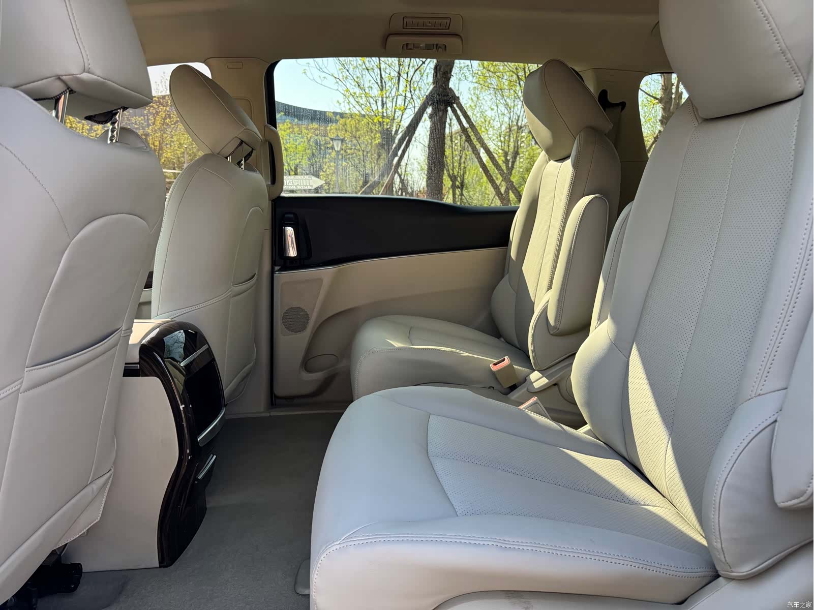 Buick GL8, 2018 все фото