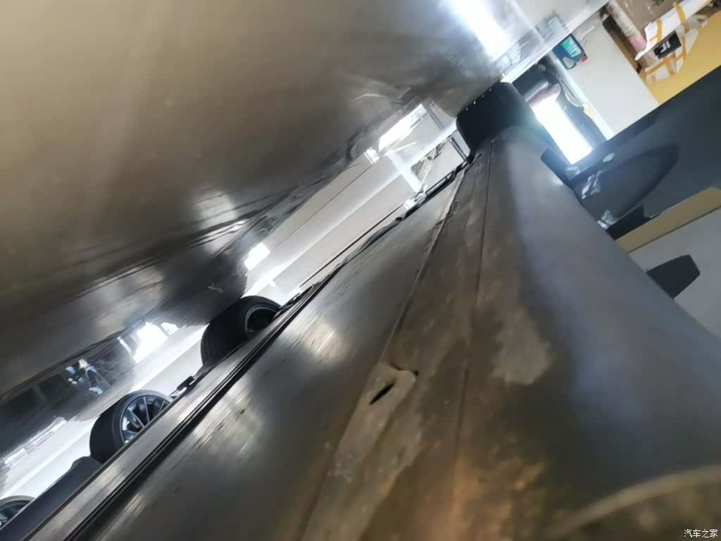 Tesla Model Y, 2024 21
