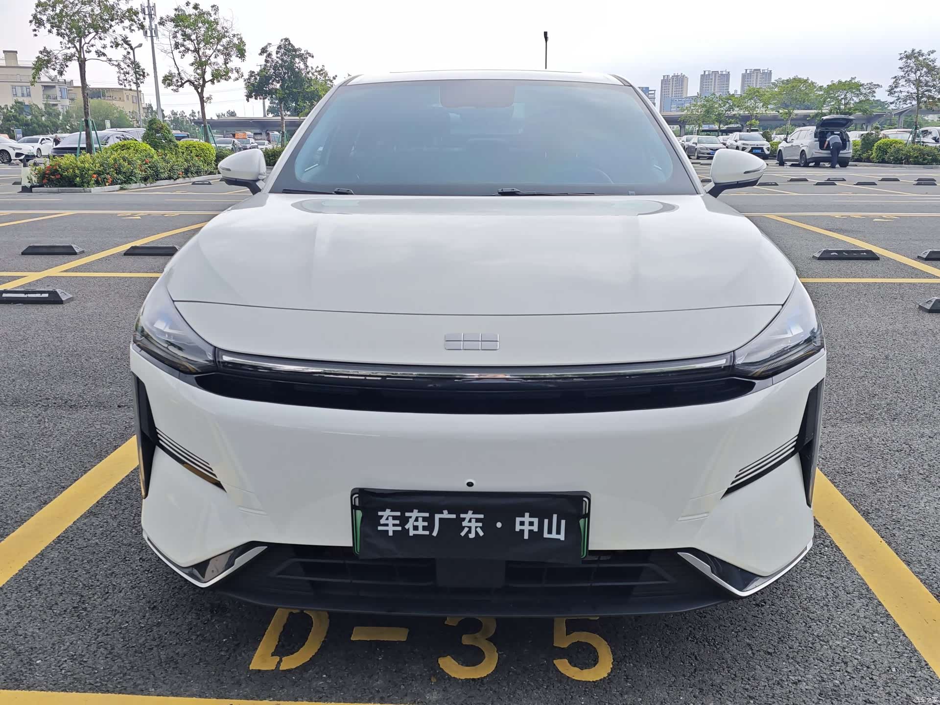 Geely Galaxy L6, 2024 2