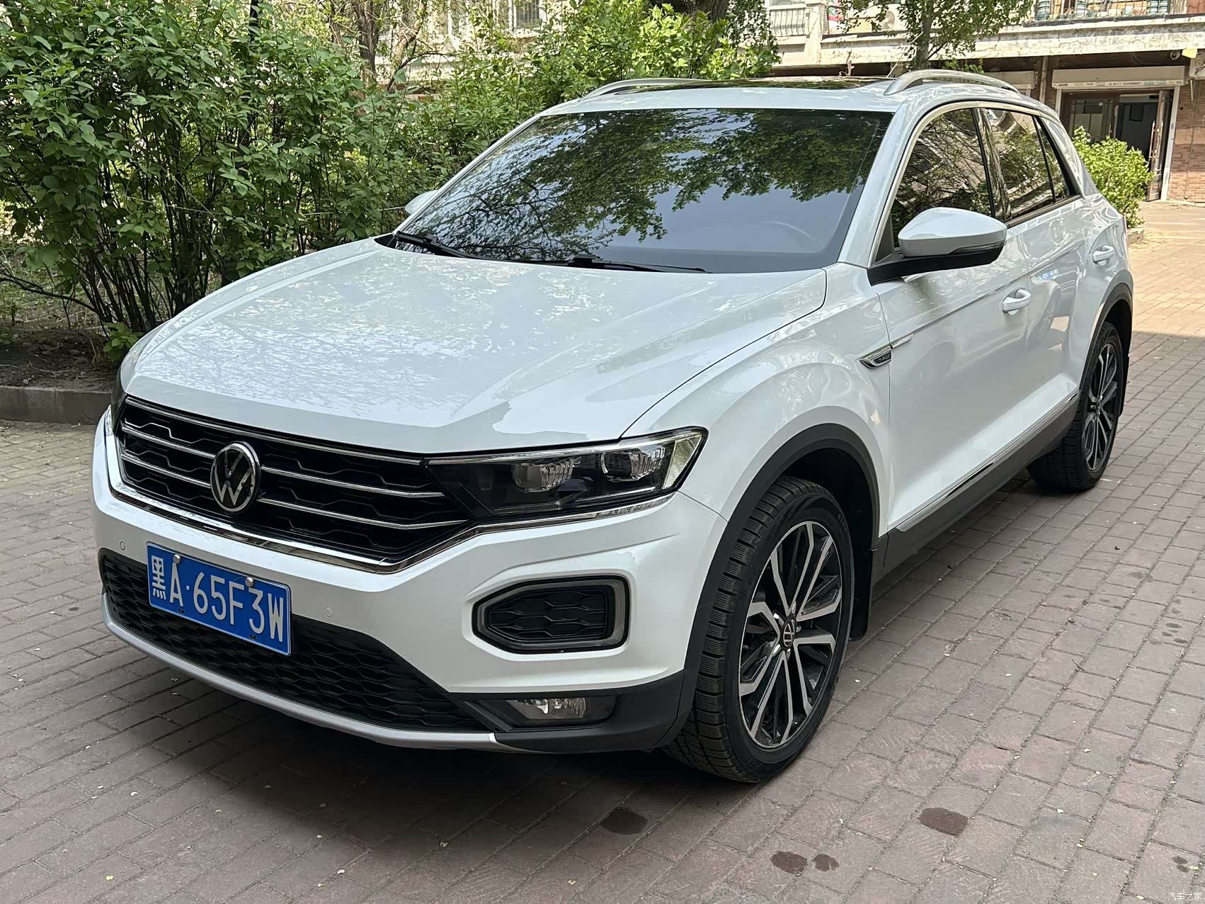 Volkswagen T-ROC, 2022 1