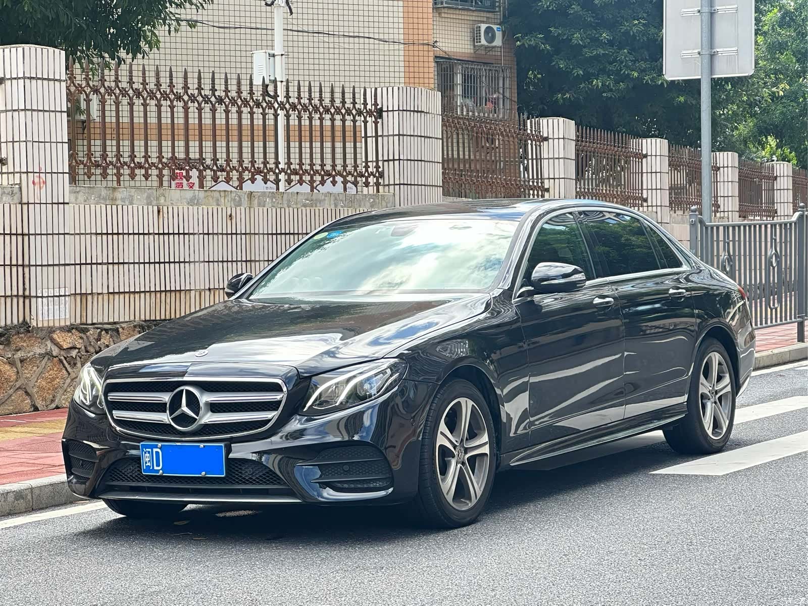 Mercedes-Benz E-Class, 2018 1