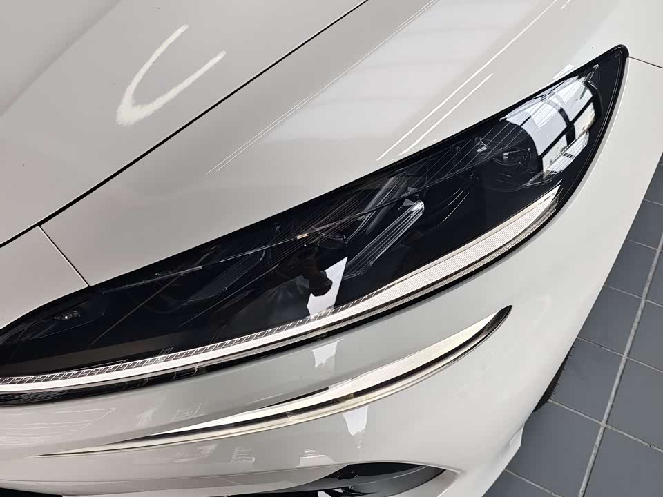 Denza Z9GT Denza Z9GT