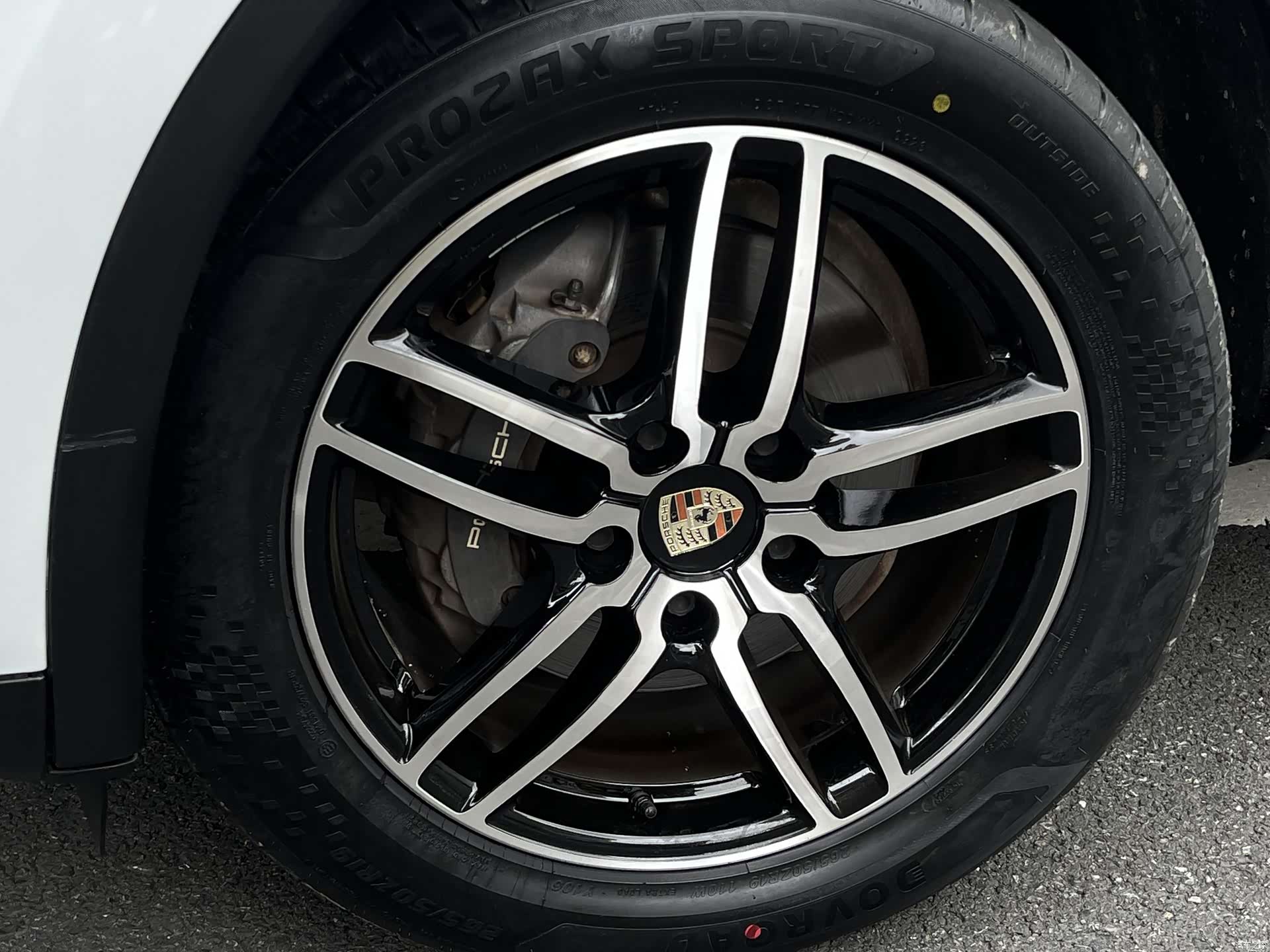 Porsche Cayenne, 2016 7