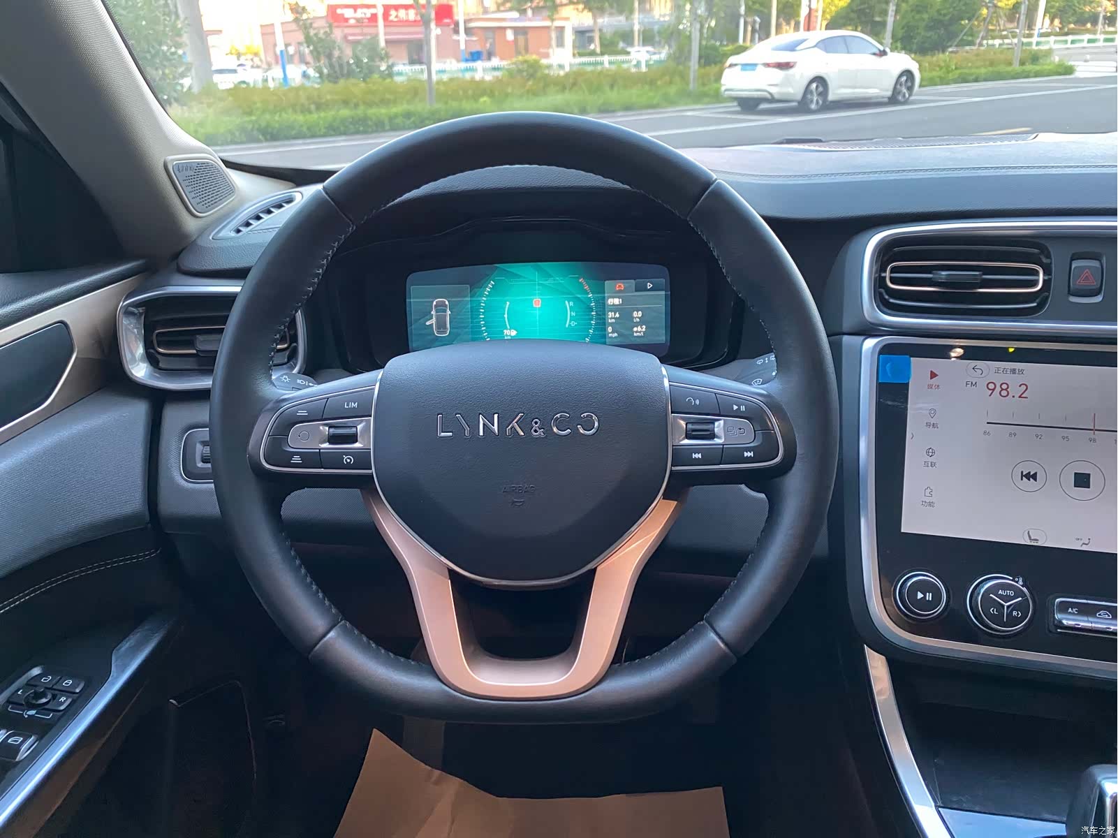 Lynk & Co 01, 2018 11