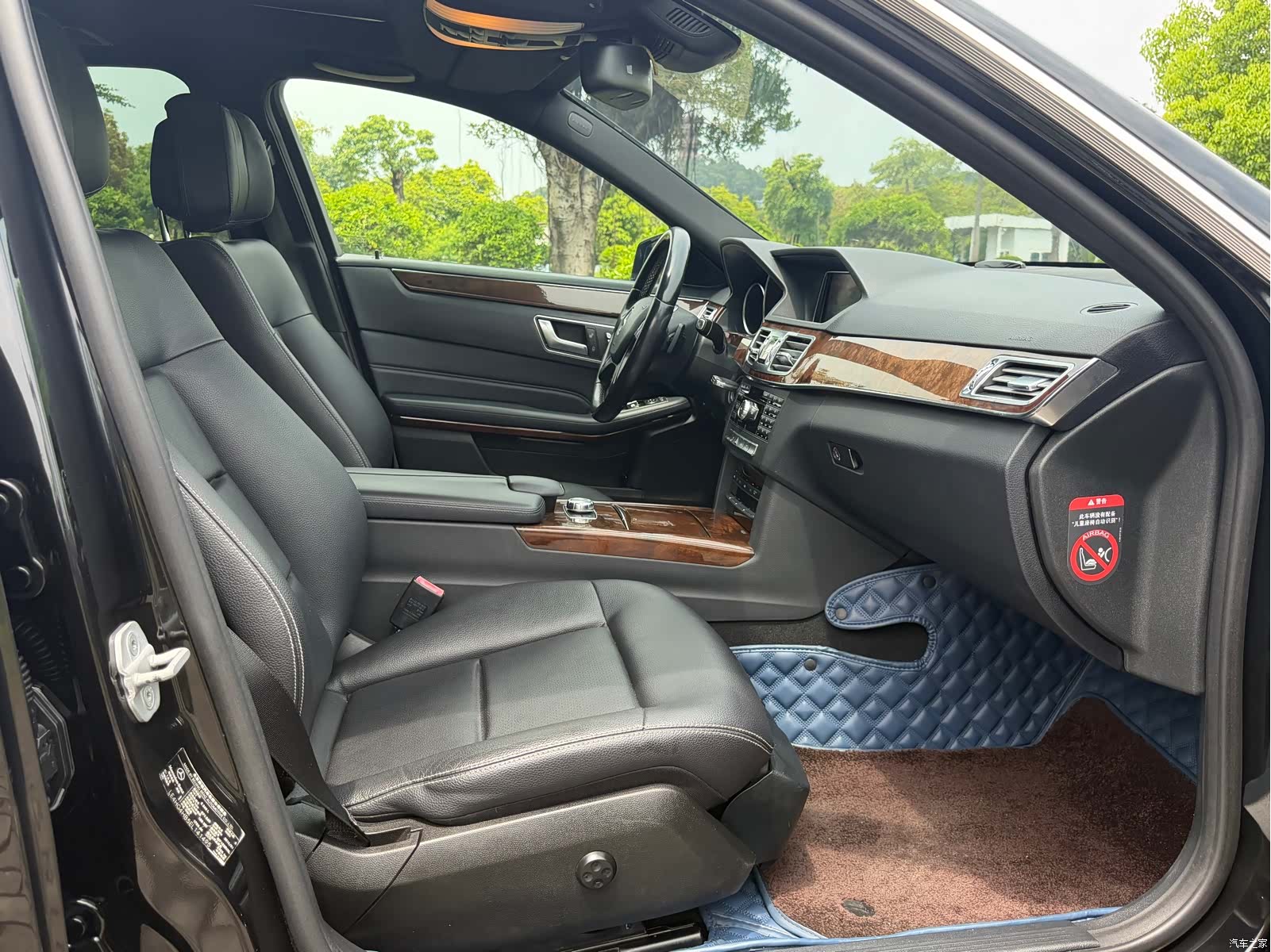 Mercedes-Benz E-Class, 2014 23