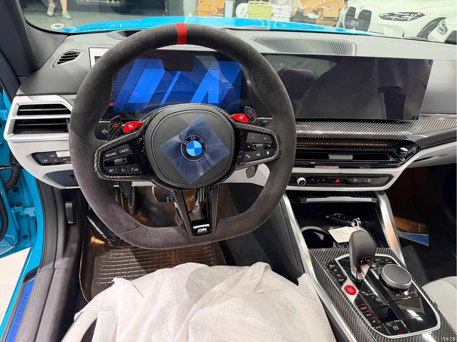 BMW M4, 2026 7