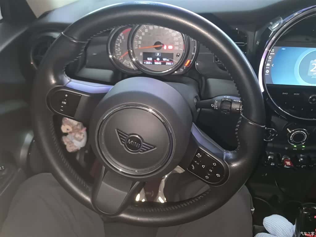 Mini ONE, 2021 11