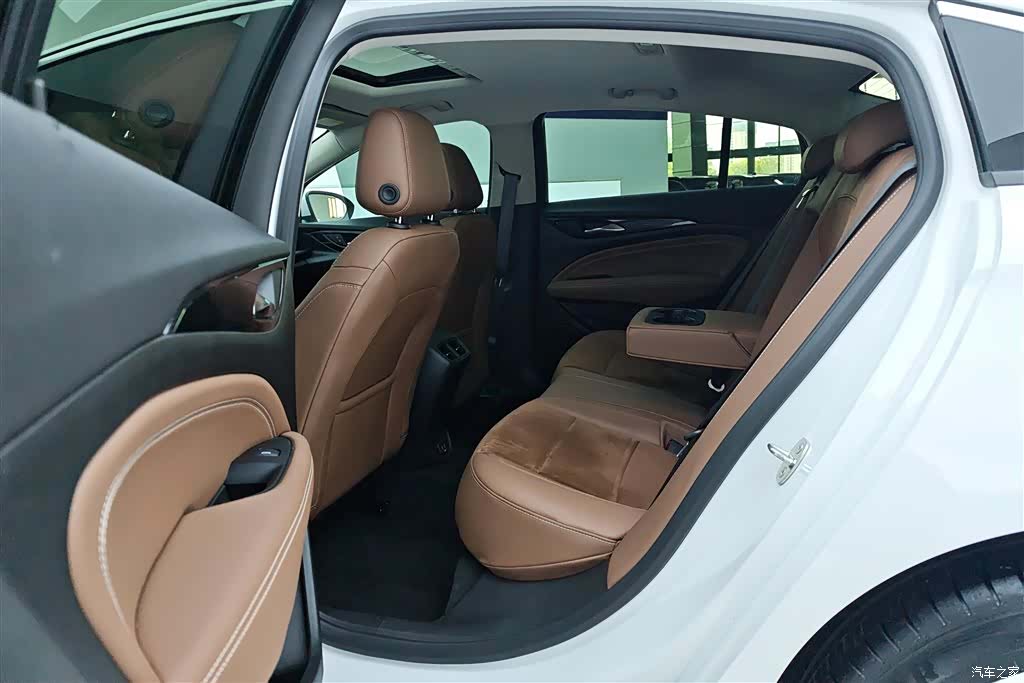 Buick Regal, 2022 11
