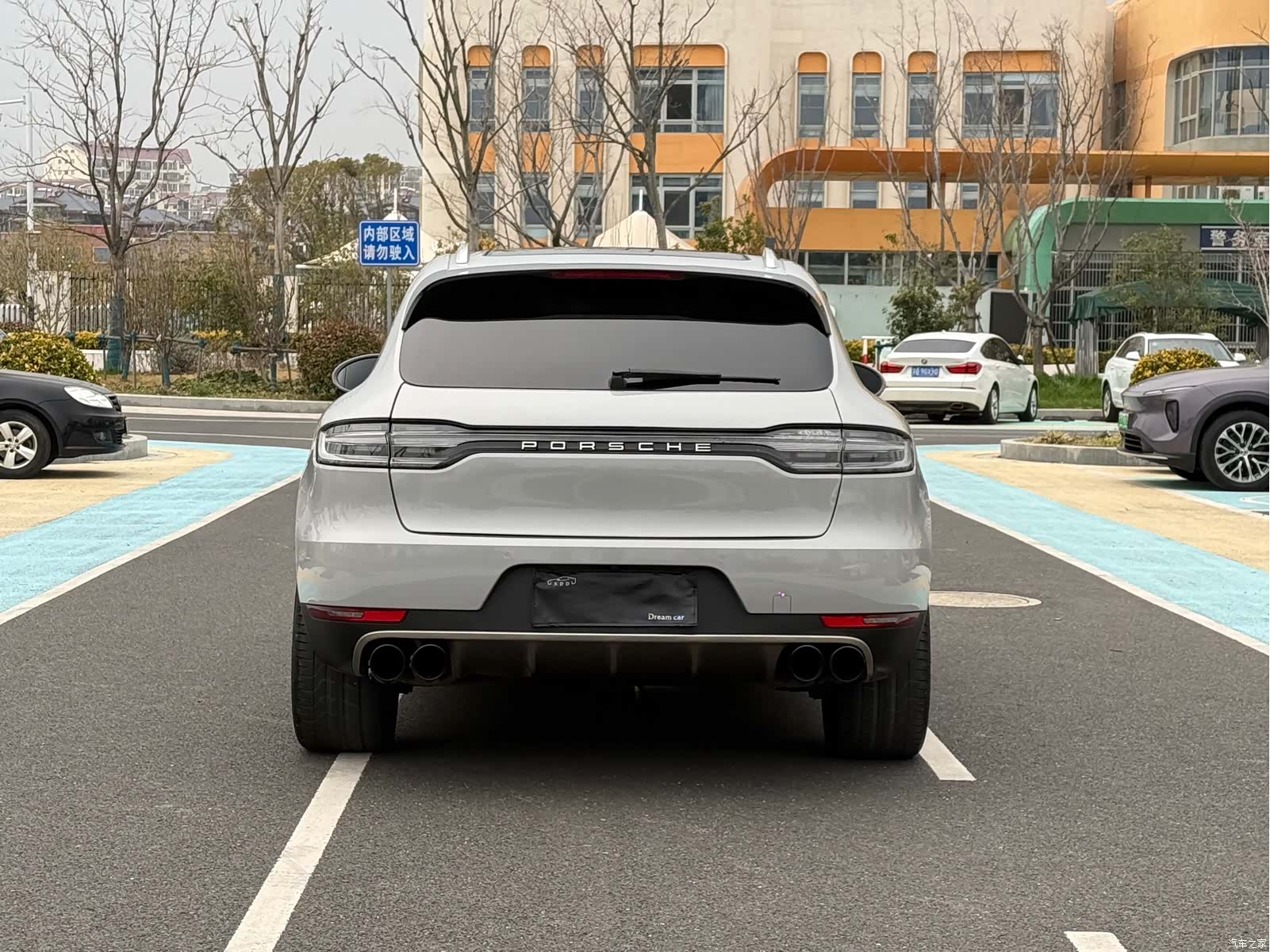 Porsche Macan, 2018 все фото